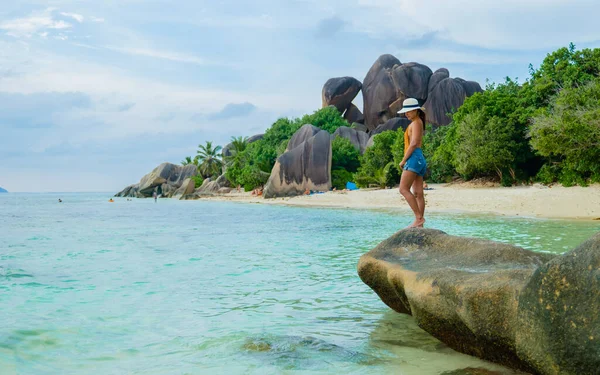 Young Woman Anse Source Dargent Beach Digue Seychelles Islands White —  Fotos de Stock