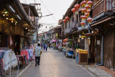 Chiang Khan Köyü Kuzey Doğu Tayland Şubat 2023 Tayland 'da Mekong nehri kıyısında ahşap evleri olan geleneksel bir köy.