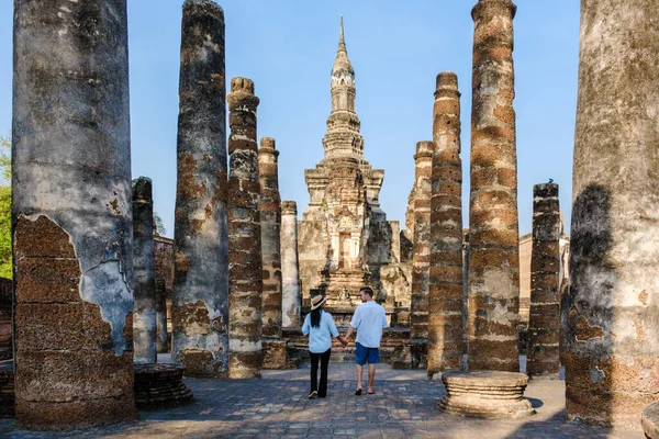 Touristes Visitant Wat Mahathat Vieille Ville Sukhothai Thaïlande Ancienne Ville — Photo