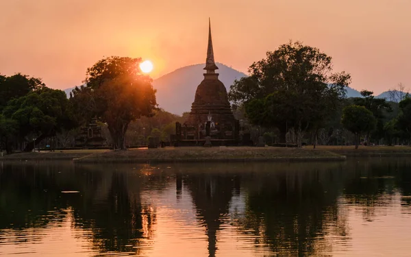 Wat Gün Batımında Sukhothai Eski Şehri Tayland Güney Asya Nın — Stok fotoğraf