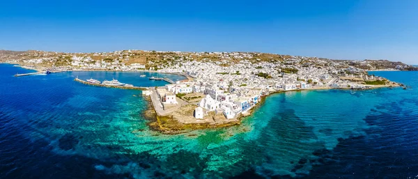 Drone Widok Grecką Wioskę Mykonos Grecji Kolorowe Ulice Wsi Mikonos — Zdjęcie stockowe