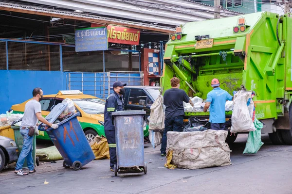 라차와 2023 방콕의 거리에서 쓰레기 — 스톡 사진