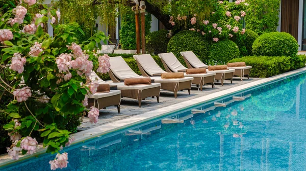 Luxe Sterren Hotel Zwembad Azië Met Stoelen — Stockfoto