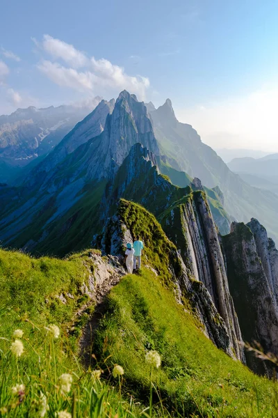 Schaeffler Montagne Crête Suisse Alpstein Appenzell Suisse Une Crête Majestueux — Photo