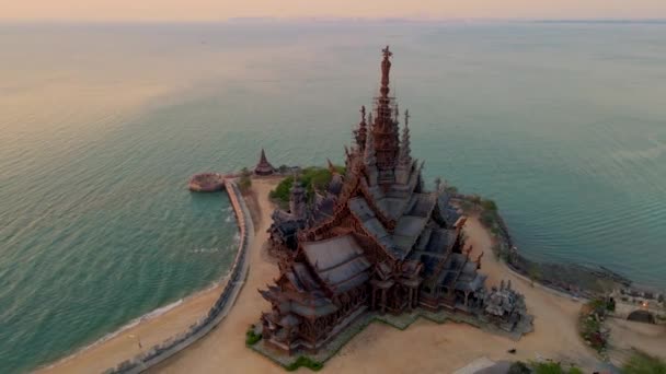 Pattaya Tajlandia Sanktuarium Prawdy Pattaya Tajlandia Drewniana Świątynia Nad Oceanem — Wideo stockowe