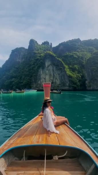 Longtail Boats Pileh Lagoon Koh Phi Maya Bay Thailand Asian — Stok Video