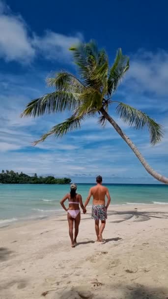 Paar Vakantie Koh Kood Island Thailand Met Een Wit Tropisch — Stockvideo