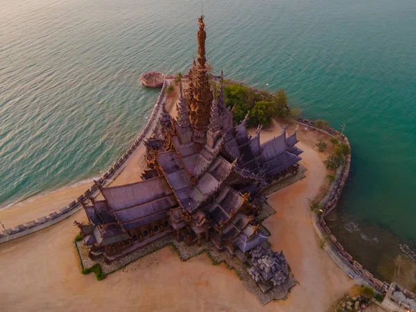 Heiligtum Der Wahrheit Pattaya Thailand Hölzerner Tempel Meer Bei Sonnenuntergang — Stockfoto