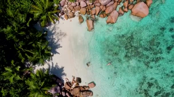 Anse Lazio Praslin Σεϋχέλλες Θέα Drone Μια Τροπική Παραλία Κατά — Αρχείο Βίντεο
