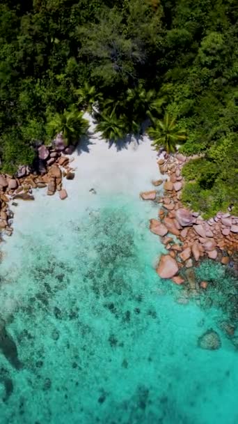 Anse Lazio Praslin Seychelles Una Playa Tropical Durante Unas Vacaciones — Vídeo de stock