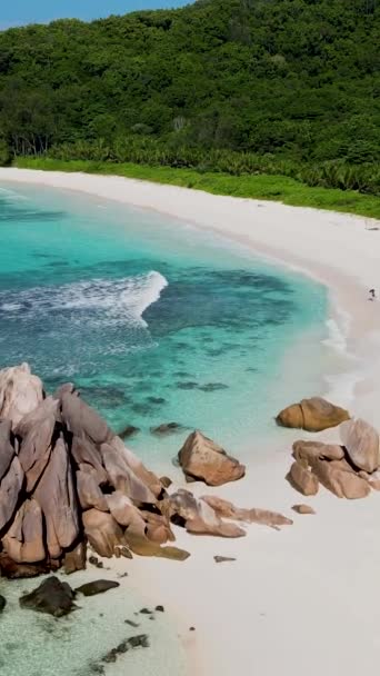 Anse Cocos Παραλία Digue Σεϋχέλλες Μια Τροπική Παραλία Κατά Διάρκεια — Αρχείο Βίντεο