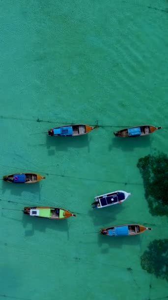 Koh Lipe Thailandia Veduta Aerea Delle Barche Longtail Nell Oceano — Video Stock