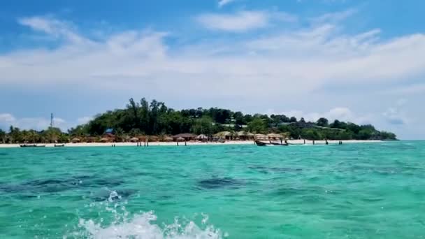 Güneşli Bir Günde Tayland Daki Koh Lipe Adası Nda Turkuaz — Stok video