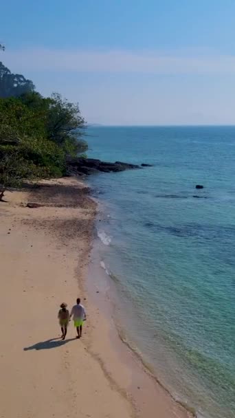 Par Semester Koh Kradan Trang Thailand Tropisk Strand Med Ett — Stockvideo