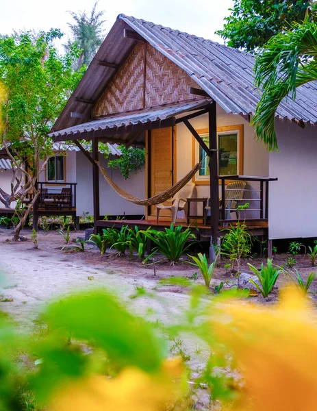 Bamboe Hut Bungalows Het Strand Thailand — Stockfoto