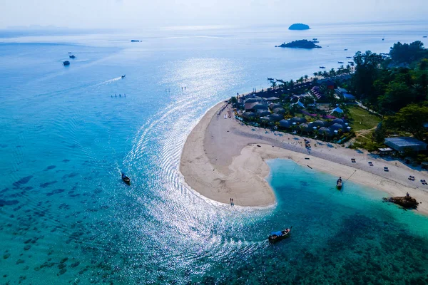 Drohnenblick Strand Der Insel Koh Kradan Thailand Mit Ein Paar — Stockfoto
