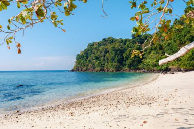 Tayland 'da Koh Kradan adasının kumsalında manzara, Koh Kradan Adası Trang üzerinde hava manzarası