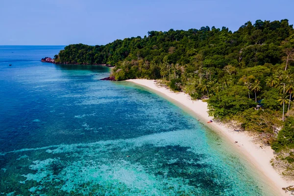 Θέα Drone Στην Παραλία Του Νησιού Koh Kradan Στην Ταϊλάνδη — Φωτογραφία Αρχείου