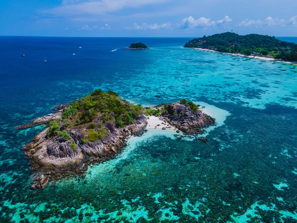 Pár Pláži Ostrova Kla Přední Části Ostrova Lipe Jižní Thajsko — Stock fotografie