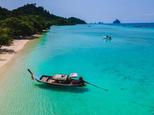 Wyspa Koh Kradan Białą Tropikalną Plażą Turkusowym Oceanem Widok Drona — Zdjęcie stockowe