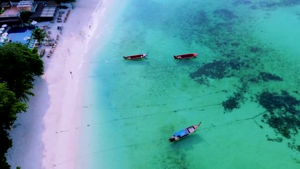 Острів Кох Ліпе Сатун Таїланд Тропічним Пляжем Туркузою Забарвлений Океан — стокове відео