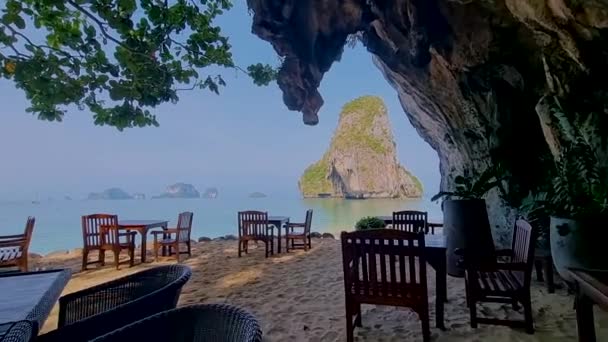 Ristorante Grotto Sulla Spiaggia Railay Beach Krabi Thailandia Una Giornata — Video Stock
