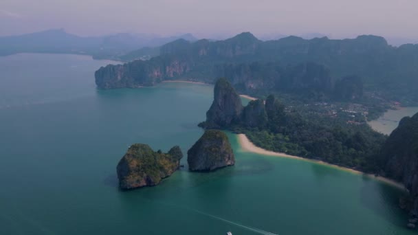Railay Plajı Krabi Tayland Railay Krabi Nin Tropikal Plajı Bulutlu — Stok video