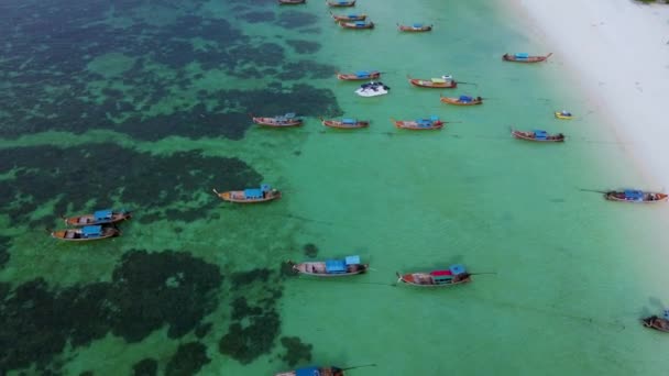 Koh Lipe Thailand Aerial View Longtail Boats Turquoise Colored Ocean — 图库视频影像