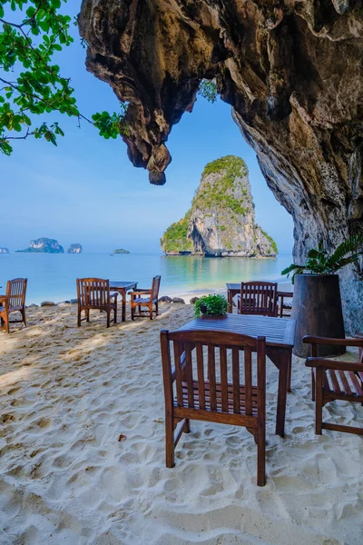 Restauracja Grotto Plaży Railay Beach Krabi Tajlandia Letni Dzień — Zdjęcie stockowe