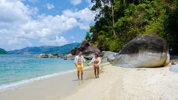 Koh Adang Island Südthailand Ein Paar Männer Und Frauen Strand — Stockfoto