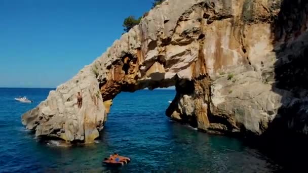 Cala Goloritze Beach Baunei Sardinia Italy Golfo Orosei Cala Gonone — Stock Video