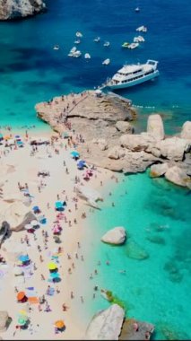 Cala Mariolu plajı, Cala Biriola ve Cala Goloritze yakınları, Baunei, Sardinya, İtalya Cala Gonone Golfo di Orosei