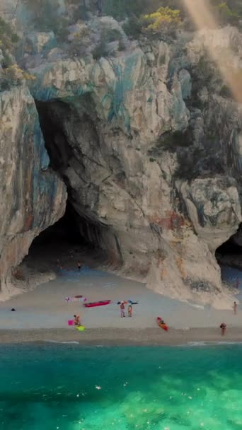 Spiaggia Cala Luna Sardegna Giornata Estiva Sulla Spiaggia Cala Luna — Video Stock
