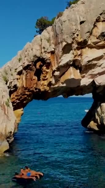 Cala Goloritze Baunei Sardinia 이탈리아 Golfo Orosei Cala Gonone 위에서 — 비디오