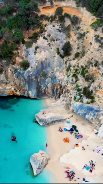 Spiaggia Cala Goloritze Baunei Sardegna Italia Golfo Orosei Cala Gonone — Video Stock
