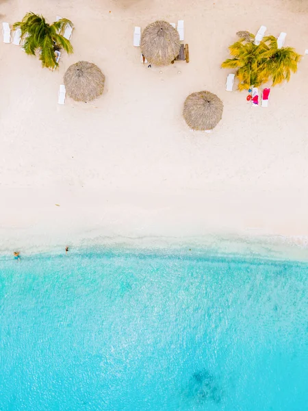 플라야 카리브 플라야 하우스 색깔의 바다가 해변에 — 스톡 사진