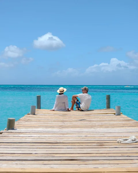 Resort Luxo Com Piscina Perto Palm Beach Aruba Caribe Casal — Fotografia de Stock