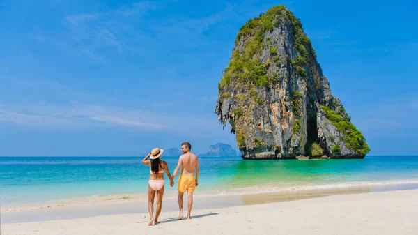 Railay Beach Krabi Thailand Tropical Beach Railay Krabi Couple Men — Photo