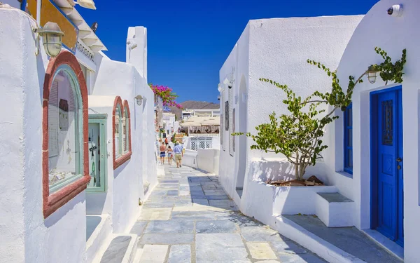 Bílé Kostely Modré Kupole Oceánu Oia Santorini Řecko Tradiční Řecká — Stock fotografie