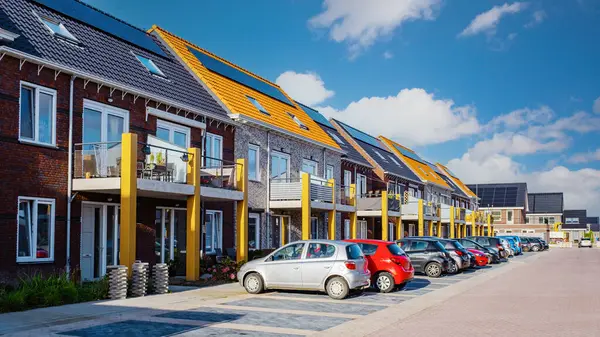 Zona Suburbana Holandesa Con Casas Familiares Modernas Calle Moderna Con — Foto de Stock