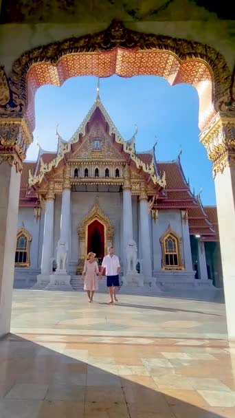 Świątynia Wat Benchamabophit Bangkoku Tajlandia Marmurowa Świątynia Bangkoku Azjatka Kapeluszu — Wideo stockowe
