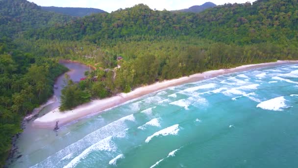 Koh Kood Island Thailand Trat Drohnenaufnahme Tropischen Strand Mit Palmen — Stockvideo