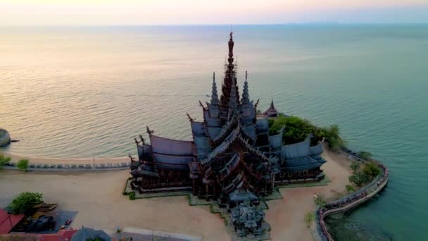 Templo Madera Junto Océano Santuario Verdad Pattaya Tailandia Santuario Verdad — Vídeos de Stock