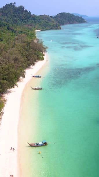 Drone Εναέρια Άποψη Του Νησιού Της Koh Kradantrang Στην Ταϊλάνδη — Αρχείο Βίντεο