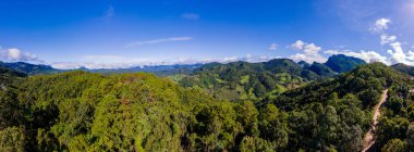 Chiang Mai, Tayland 'daki Doi Luang Chiang Dao dağ tepeleri. Seyahatlerde ve tatillerde doğa manzarası. Doi Lhung Chiang Dao Bakış açısı