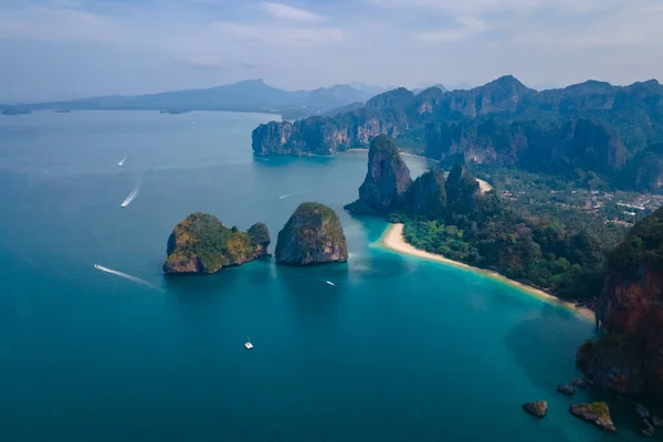 Вапнякові Скелі Рейлі Біч Крабі Таїланд Тропічний Пляж Рейлі Крабі — стокове фото