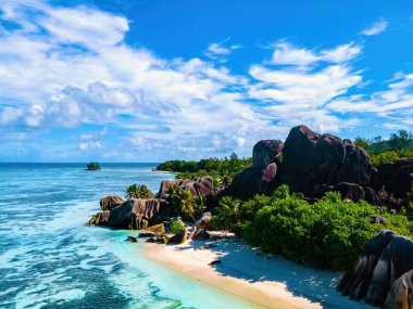 Anse Source d 'Argent plajı, La Digue Adası, Seyşeller, La Digue Seyşeller' in kuş bakışı görüntüsü.