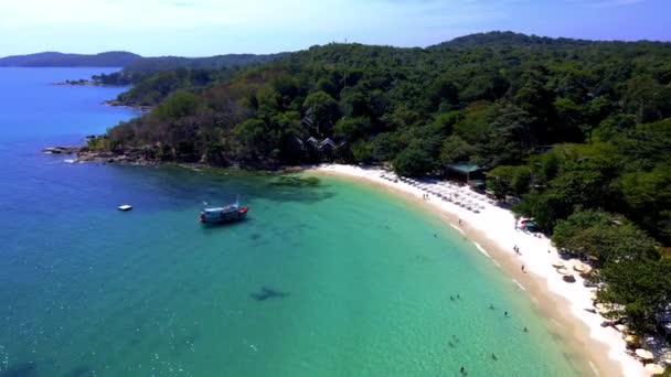 Вид Воздуха Тропический Остров Самет Таиланд Вид Тропический Пляж Шезлонгами — стоковое видео