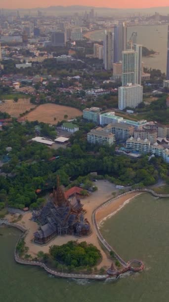 Temple Bois Sanctuaire Vérité Pattaya Thaïlande Sculpture Bois Temple Sanctuaire — Video