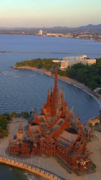 Svatyně Pravdy Dřevěný Chrám Pattaya Thajsku Dřevěná Socha Svatyně Pravdy — Stock video